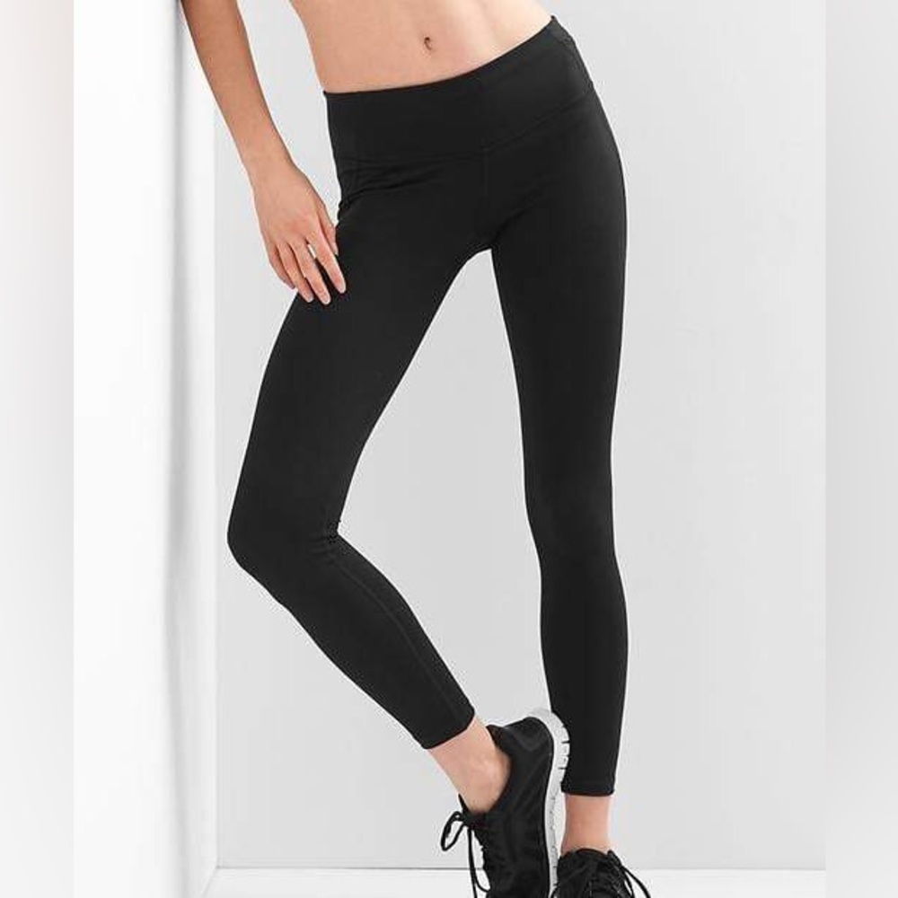 Gap Fit G Fast black leggings Size Large